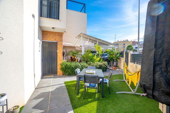 Image No.7-2 Bed Villa for sale