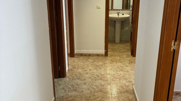 Image No.13-3 Bed Apartment for sale