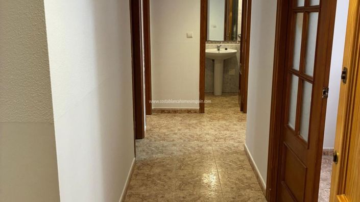 Image No.14-3 Bed Apartment for sale