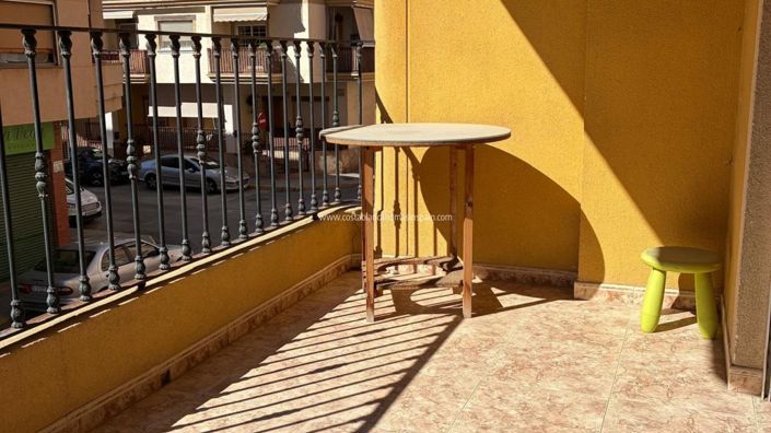 Image No.17-3 Bed Apartment for sale