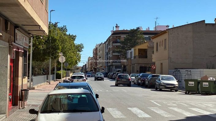 Image No.38-3 Bed Apartment for sale