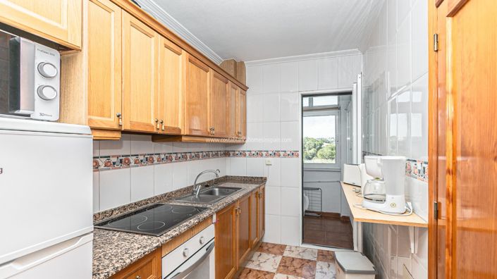 Image No.14-2 Bed Apartment for sale