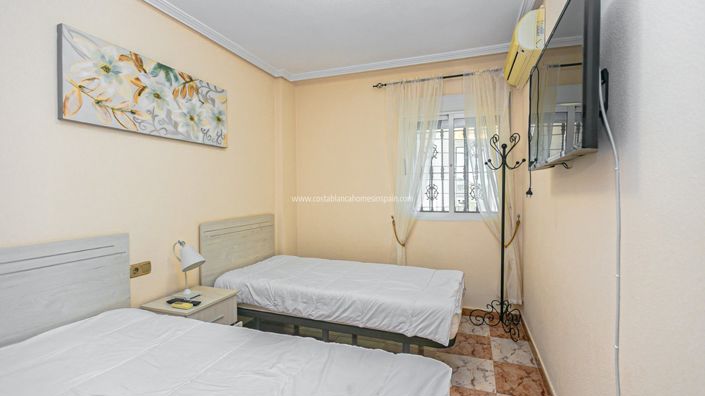 Image No.19-2 Bed Apartment for sale