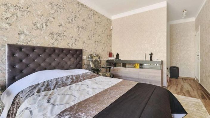 Image No.14-5 Bed Villa for sale