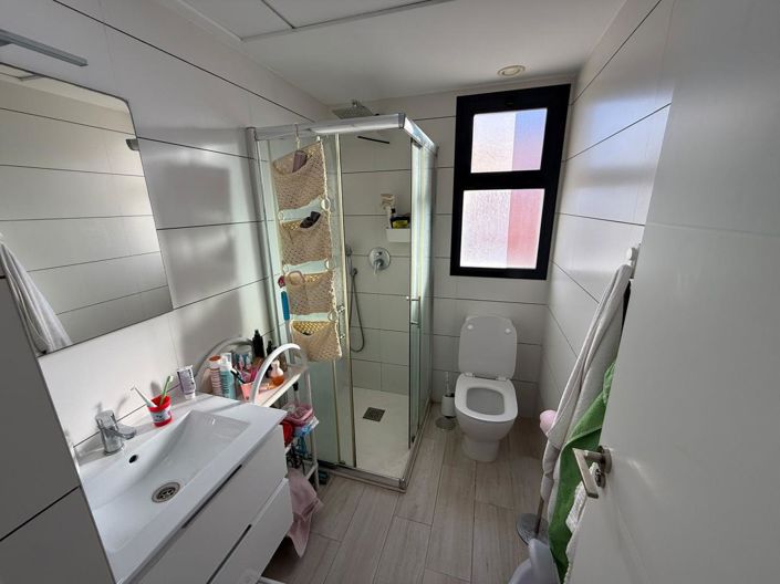 Image No.24-2 Bed Apartment for sale