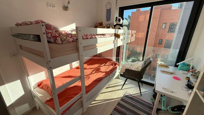 Image No.27-2 Bed Apartment for sale