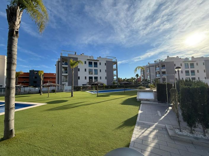 Image No.6-2 Bed Apartment for sale