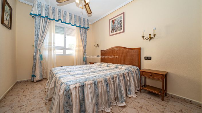 Image No.18-Propriété de 4 chambres à vendre à Torrevieja