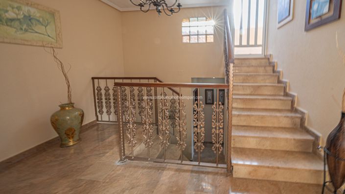 Image No.22-Propriété de 4 chambres à vendre à Torrevieja