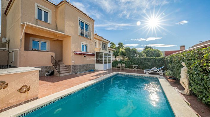 Image No.26-Propriété de 4 chambres à vendre à Torrevieja