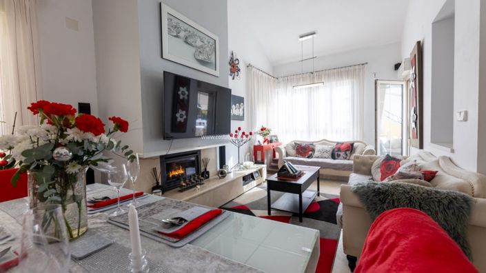 Image No.4-4 Bed Villa for sale