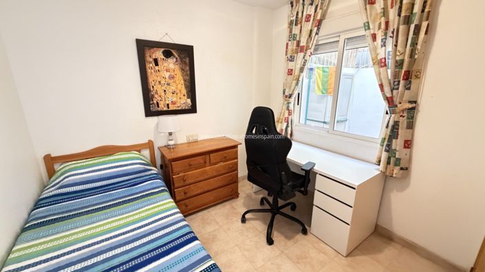 Image No.10-2 Bed Apartment for sale