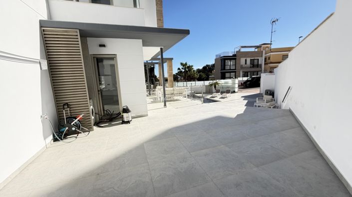 Image No.42-Villa de 4 chambres à vendre à Villamartin