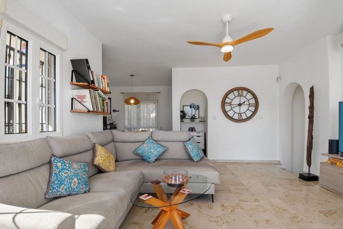 Image No.5-4 Bed Villa for sale