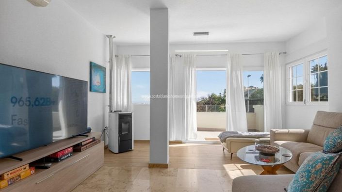 Image No.8-Villa de 4 chambres à vendre à Orihuela Costa