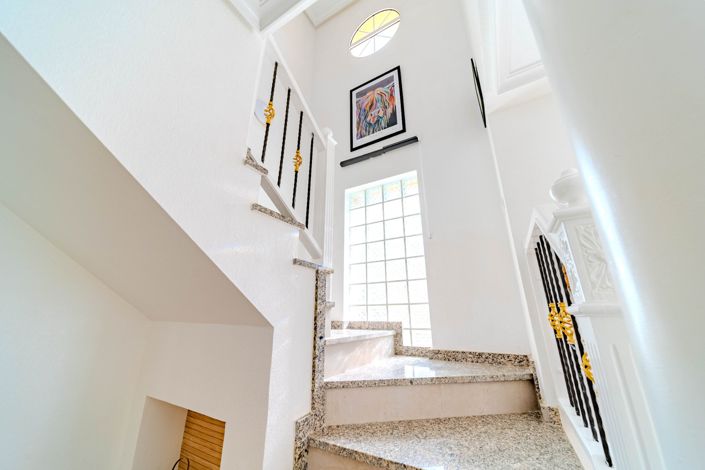 Image No.20-3 Bed Villa for sale