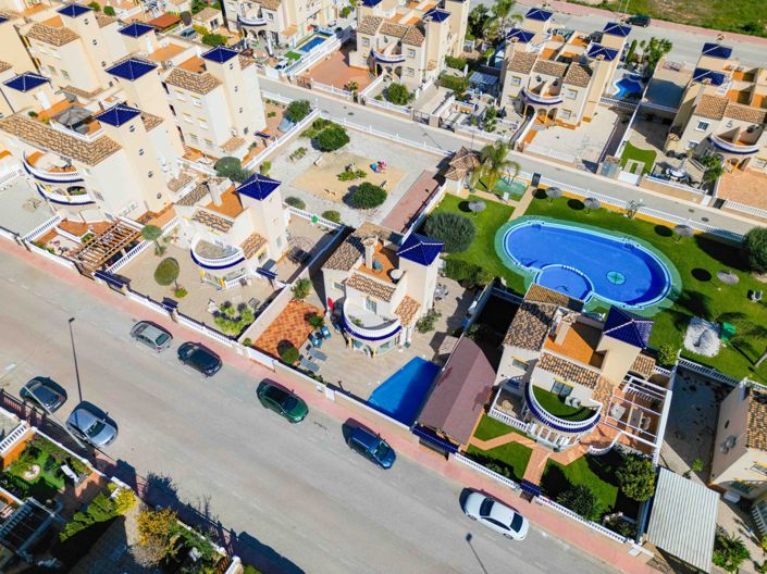 Image No.39-3 Bed Villa for sale