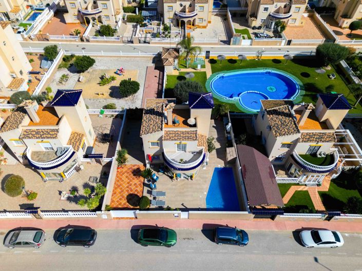 Image No.40-3 Bed Villa for sale