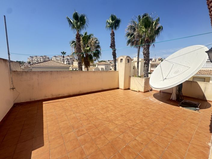 Image No.19-3 Bed Villa for sale