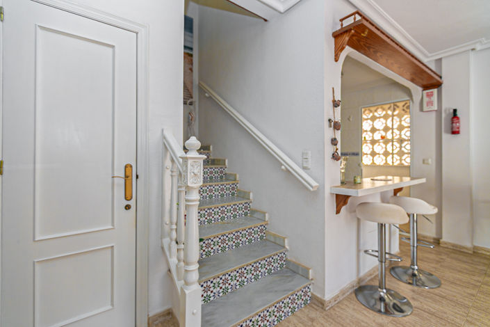 Image No.15-2 Bed Property for sale