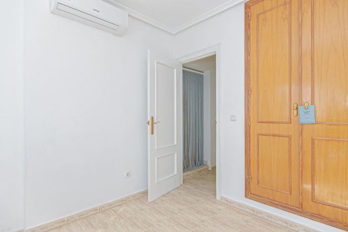 Image No.26-2 Bed Property for sale