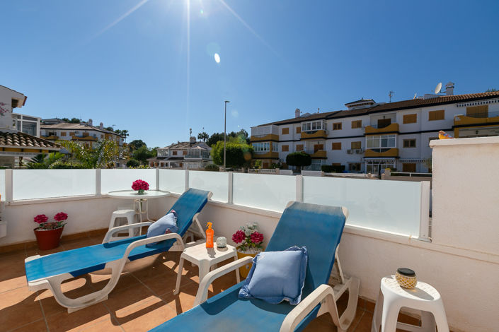 Image No.32-2 Bed Property for sale