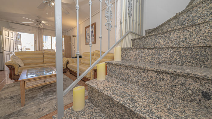 Image No.23-3 Bed Property for sale