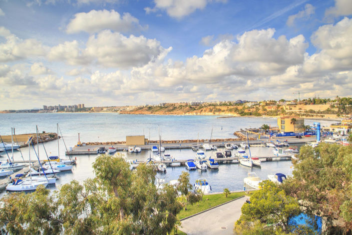 Image No.44-3 Bed Property for sale