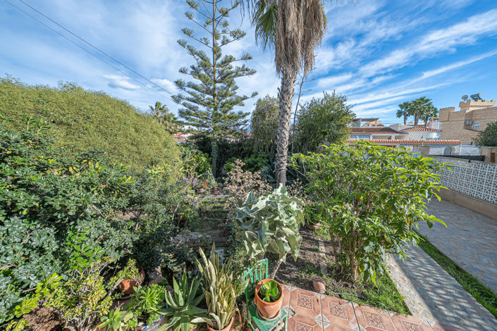 Image No.31-4 Bed Property for sale