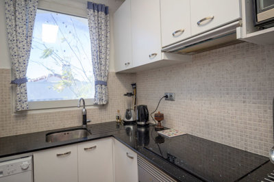 o1jar4uccm1a8h31va2i8mb354h