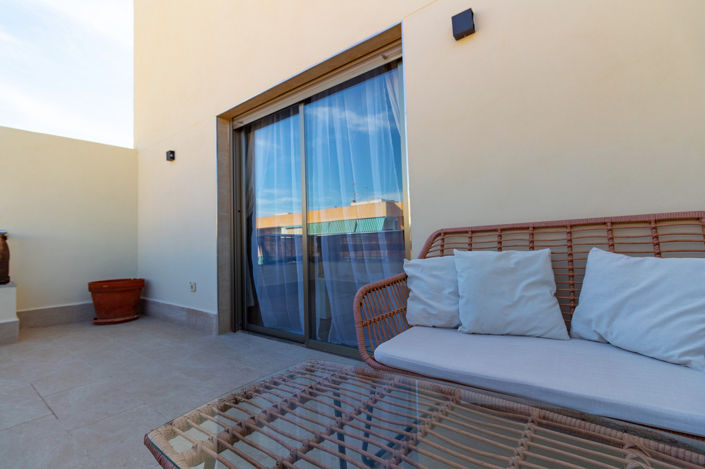 Image No.26-3 Bed Apartment for sale