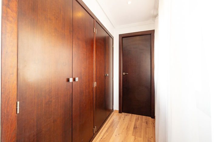 Image No.38-3 Bed Apartment for sale