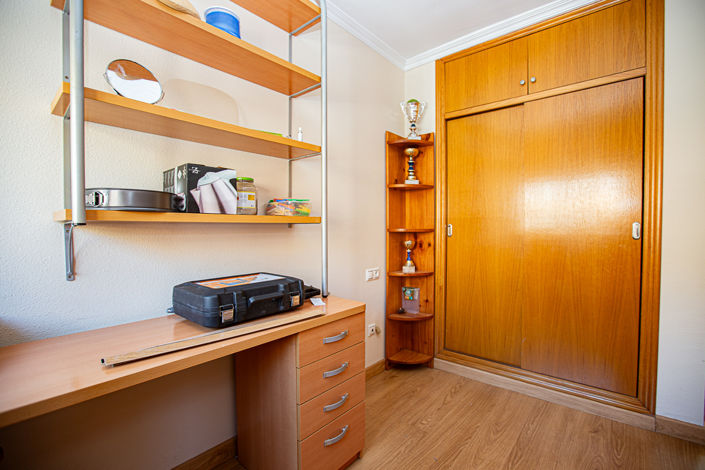 Image No.34-3 Bed Apartment for sale