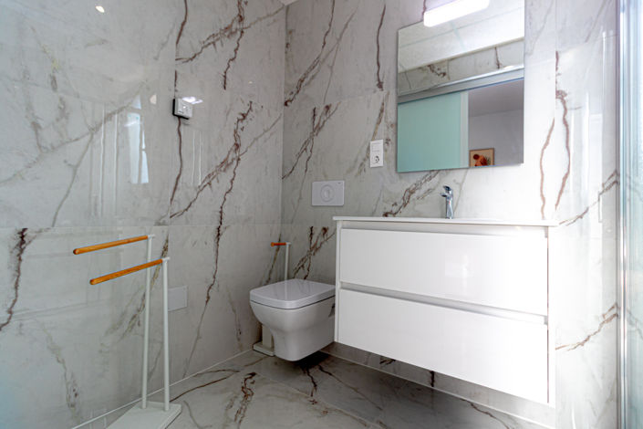 Image No.18-2 Bed Apartment for sale