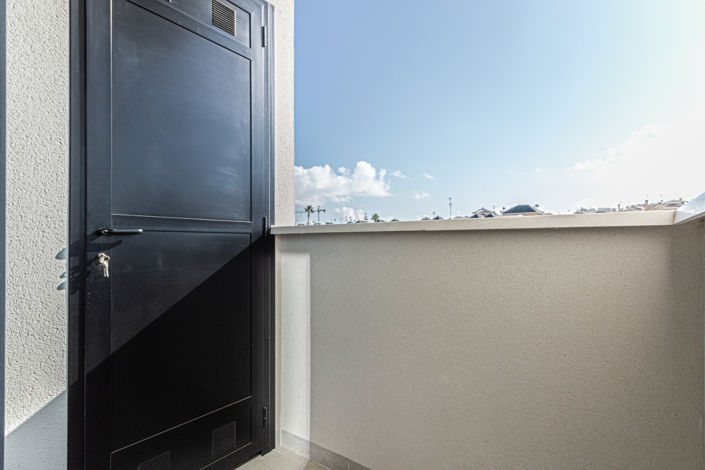 Image No.25-2 Bed Apartment for sale