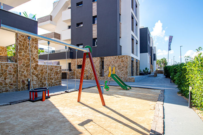 Image No.37-2 Bed Apartment for sale