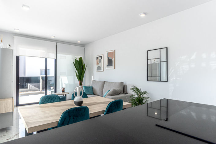 Image No.8-2 Bed Apartment for sale