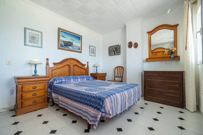 Image No.15-2 Bed Apartment for sale