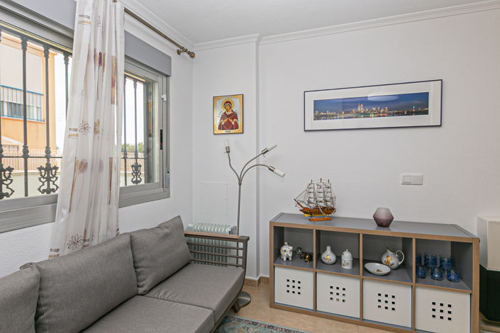 Image No.14-3 Bed Townhouse for sale