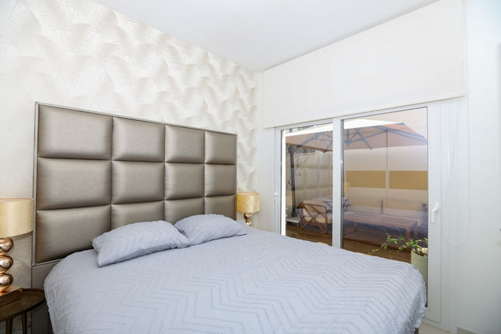 Image No.15-3 Bed Property for sale