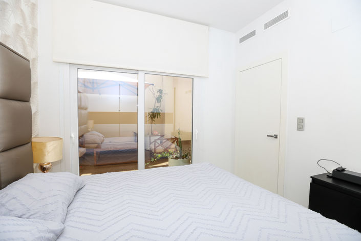 Image No.16-3 Bed Property for sale