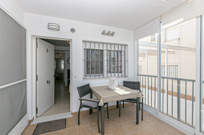 o1j5oie3rq13el12031mfe1mmb19f74m