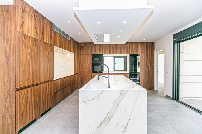 Image No.20-5 Bed Townhouse for sale