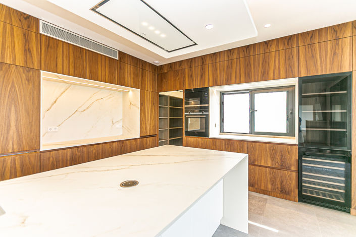 Image No.24-5 Bed Townhouse for sale