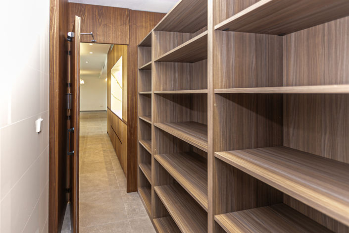 Image No.26-5 Bed Townhouse for sale