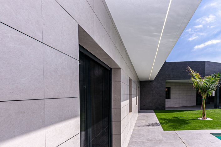 Image No.28-5 Bed Townhouse for sale