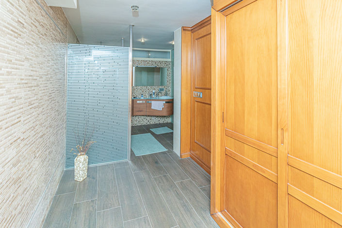 Image No.24-5 Bed Villa for sale