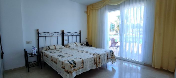 Image No.10-Propriété de 9 chambres à vendre à Albir