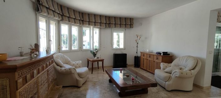 Image No.18-3 Bed Villa for sale