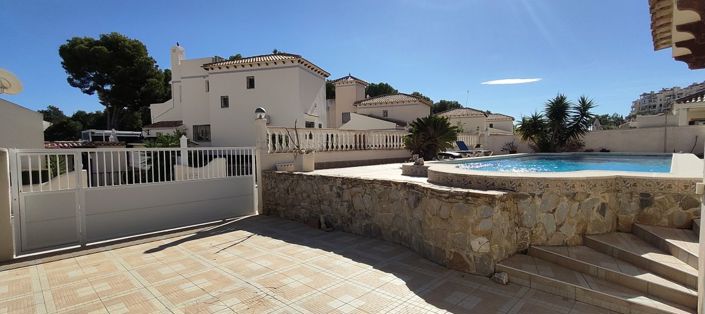 Image No.25-3 Bed Villa for sale